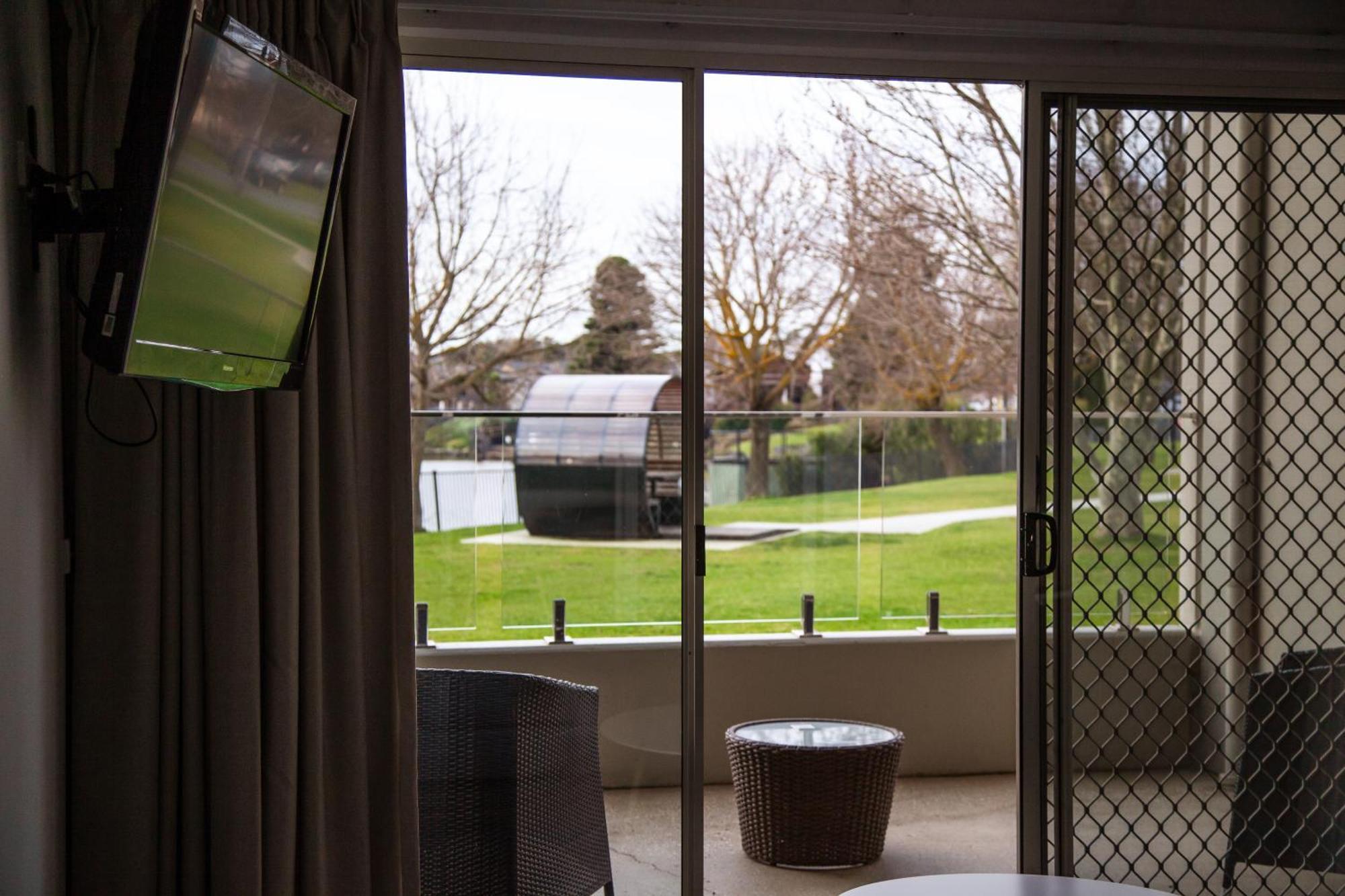Nagambie Waterfront Motel Εξωτερικό φωτογραφία